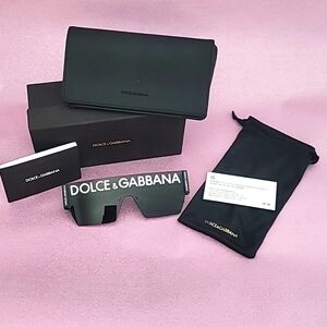 Dolce and Gabbana mirrored sunglasses DOLCE & GABBANA DG2233